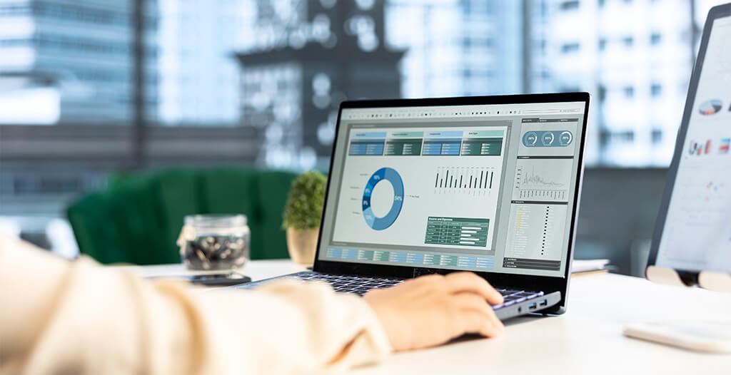 Managed Workplace Services 11 business leader trader searching new investment solution 1